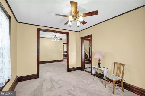 Entry Way - 203 W Broad St, Reading, PA 19607 photo 5 of 10