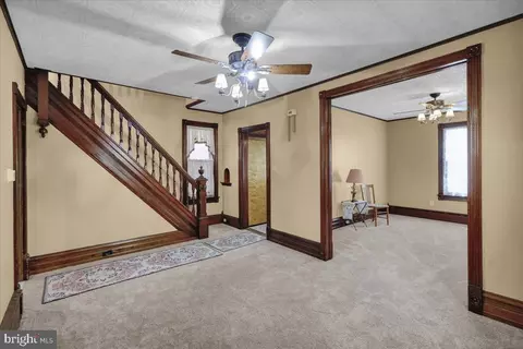 Entry Way - 203 W Broad St, Reading, PA 19607 photo 4 of 10