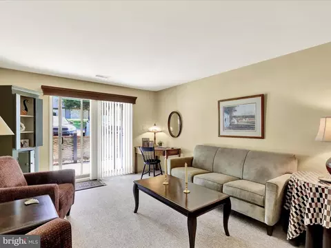 1801 Cambridge Ave #B4, Wyomissing, PA 19610