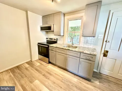 Kitchen - 131 Park Ave, Shillington, PA 19607 photo 1 of 2