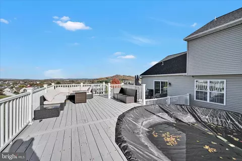 Exterior - 217 Longview Dr, Reading, PA 19608 photo 6 of 7