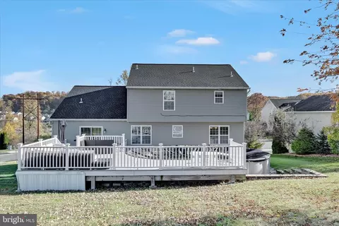 Exterior - 217 Longview Dr, Reading, PA 19608 photo 4 of 7