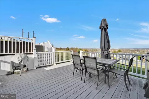 Exterior - 217 Longview Dr, Reading, PA 19608 photo 5 of 7