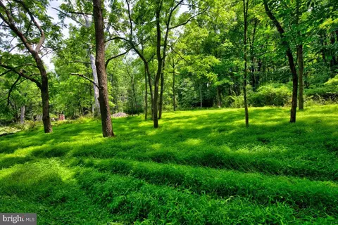 16 Birch Dr, Barto, PA 19504