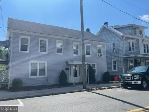 52 W Wyomissing Ave, Mohnton, PA 19540