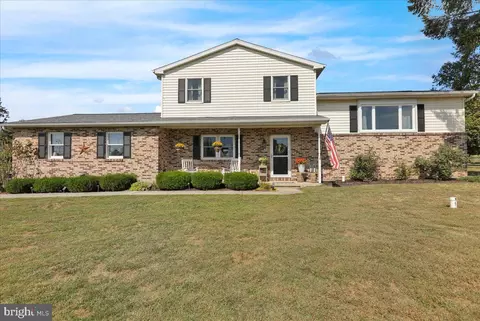 294 Schappell Rd, Hamburg, PA 19526