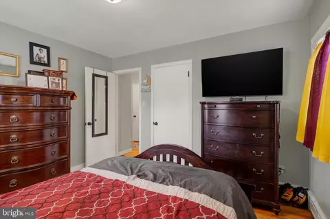 Bedroom - 1410 Cortland Ave, Reading, PA 19607 photo 4 of 4
