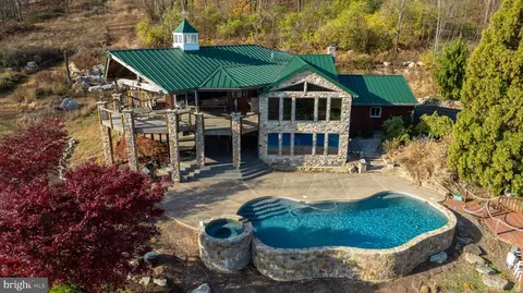 66 Preston Rd, Wernersville, PA 19565