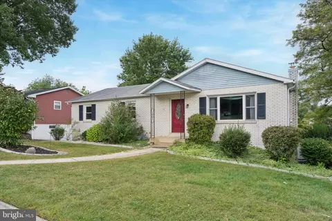 205 New Castle Dr, Reading, PA 19607