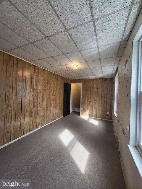 Entry Way - 1216 Spring St, Reading, PA 19604 photo 8 of 9