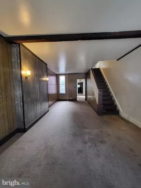 Entry Way - 1216 Spring St, Reading, PA 19604 photo 1 of 9