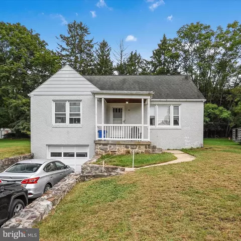1034 Butter Ln, Reading, PA 19606