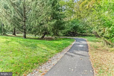 View/Area - 25 Warwick Ct, Reading, PA 19606 photo 1 of 1