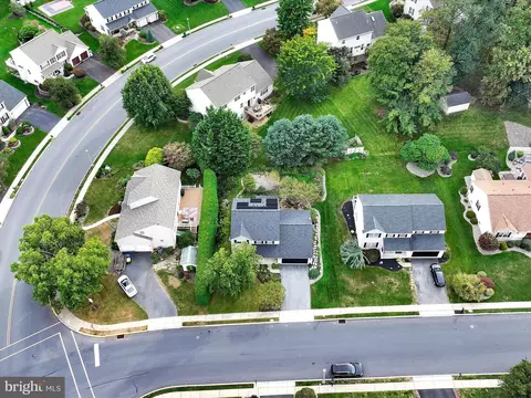 2602 Andrew Dr, Sinking Spring, PA 19608 photo 5