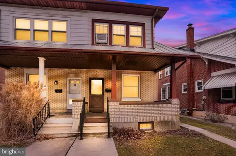 228 S Richmond St, Fleetwood, PA 19522