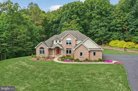 70 Joy Dr, Birdsboro, PA 19508