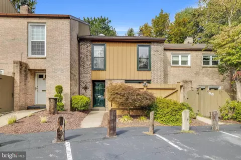 54 Wood Cir, Reading, PA 19607