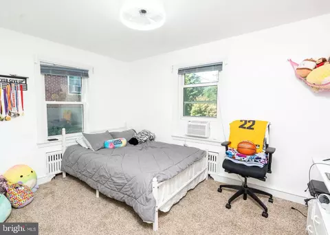 Bedroom - 110 Chestnut St, Reading, PA 19607 photo 4 of 5