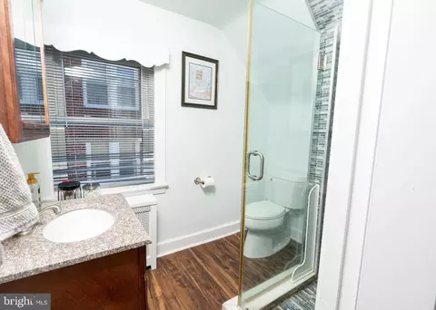 Bath - 110 Chestnut St, Reading, PA 19607 photo 1 of 1