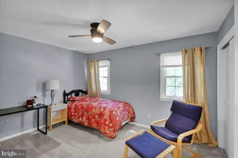 Bedroom - 802 Apple Dr, Reading, PA 19610 photo 6 of 7