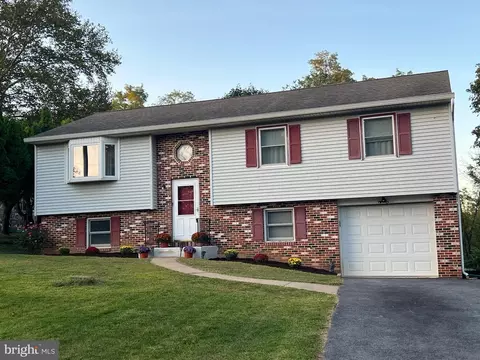 755 William Penn Blvd, Womelsdorf, PA 19567