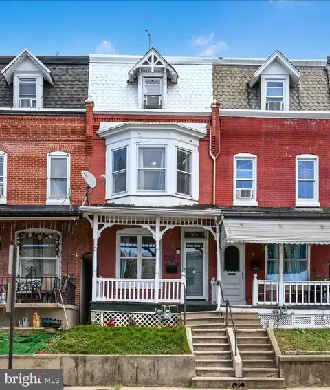 347 N 12th St, Reading, PA 19604