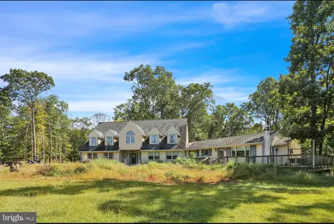 39 Lehmann Ln, Bechtelsville, PA 19505