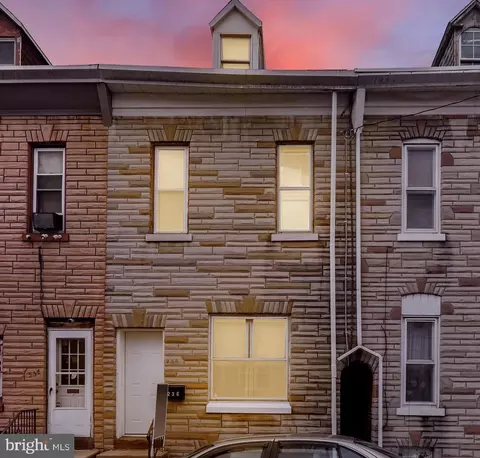236 Wunder, Reading, PA 19602