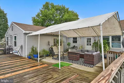 Exterior - 118 Charles Blvd, Sinking Spring, PA 19608 photo 6 of 8