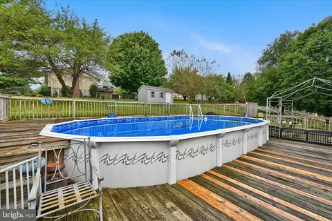 Exterior - 118 Charles Blvd, Sinking Spring, PA 19608 photo 8 of 8