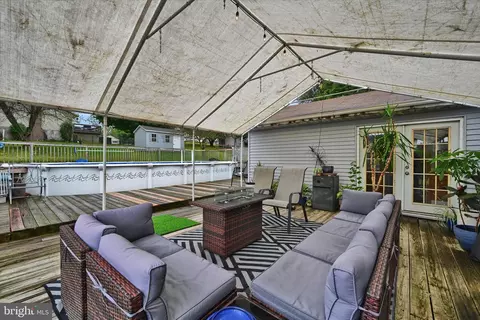 Exterior - 118 Charles Blvd, Sinking Spring, PA 19608 photo 7 of 8