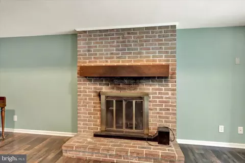 Living - 99 Burning Tree Ln, Reading, PA 19607 photo 5 of 5