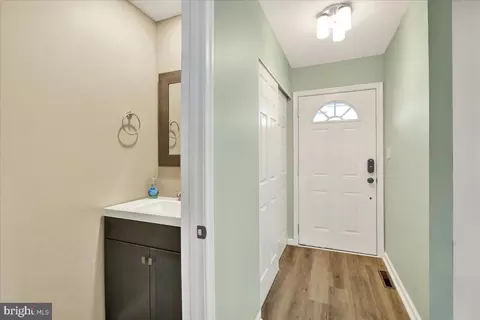 Entry Way - 99 Burning Tree Ln, Reading, PA 19607 photo 1 of 2