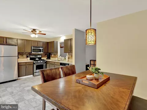 21 Warwick Ct, Reading, PA 19606 photo 13