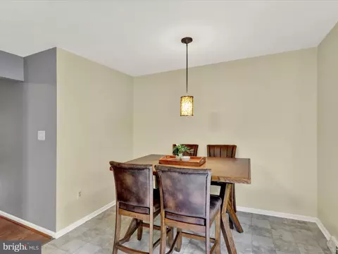 21 Warwick Ct, Reading, PA 19606 photo 12