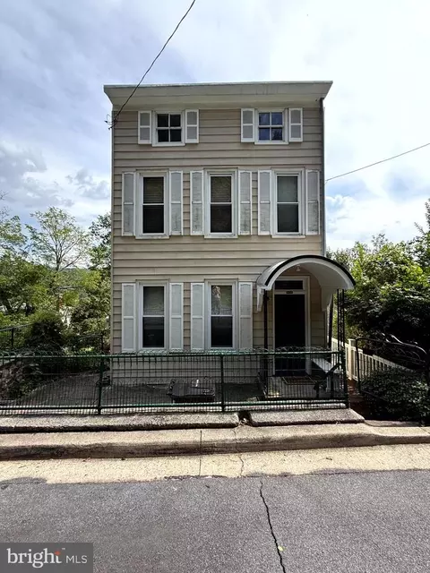 935 Friedensburg Rd, Reading, PA 19606