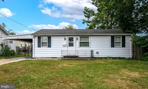 25 Woodland Ave, Reading, PA 19606