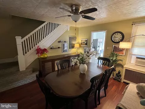 Dining - 1234 Brooke Blvd, Reading, PA 19607 photo 2 of 3