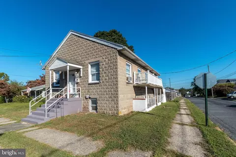421 E 3rd St, Birdsboro, PA 19508