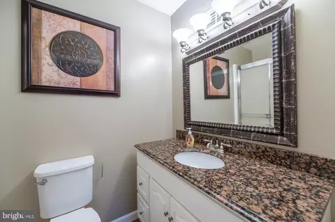 Bath - 2 Alpine Ct #C2, Reading, PA 19606 photo 1 of 3