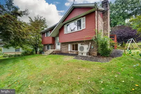 Exterior - 1029 Crestview Ave, Reading, PA 19607 photo 5 of 5