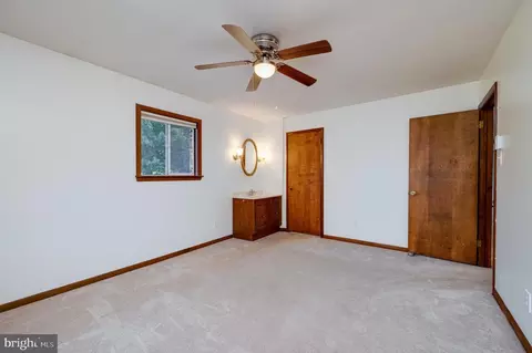 Bedroom - 1029 Crestview Ave, Reading, PA 19607 photo 5 of 9