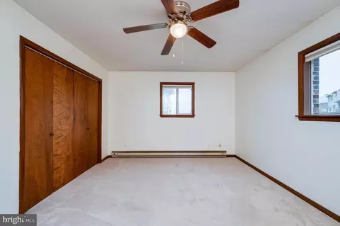 Bedroom - 1029 Crestview Ave, Reading, PA 19607 photo 4 of 9