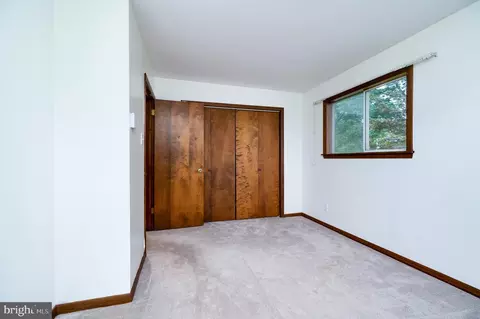 Bedroom - 1029 Crestview Ave, Reading, PA 19607 photo 8 of 9