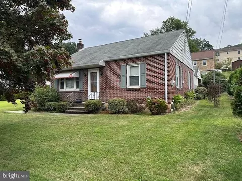 380 Old Lancaster Pike, Reading, PA 19607 photo 2