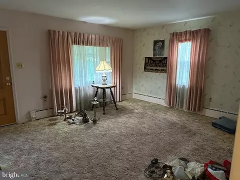 380 Old Lancaster Pike, Reading, PA 19607 photo 7