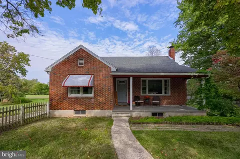 729 Fritztown Rd, Reading, PA 19608