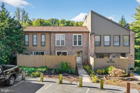 48 Winged Foot Dr, Reading, PA 19607