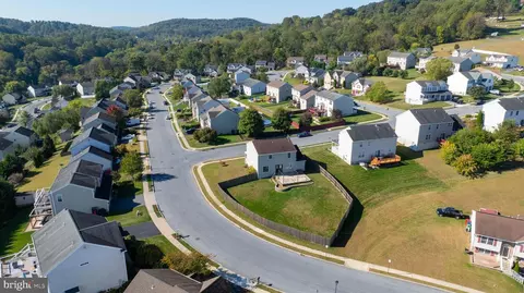 View/Area - 504 Longview Dr, Reading, PA 19608 photo 10 of 12