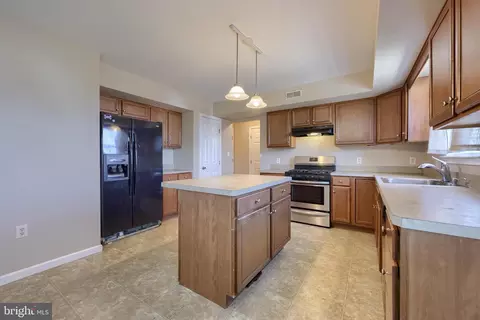Kitchen - 504 Longview Dr, Reading, PA 19608 photo 2 of 3